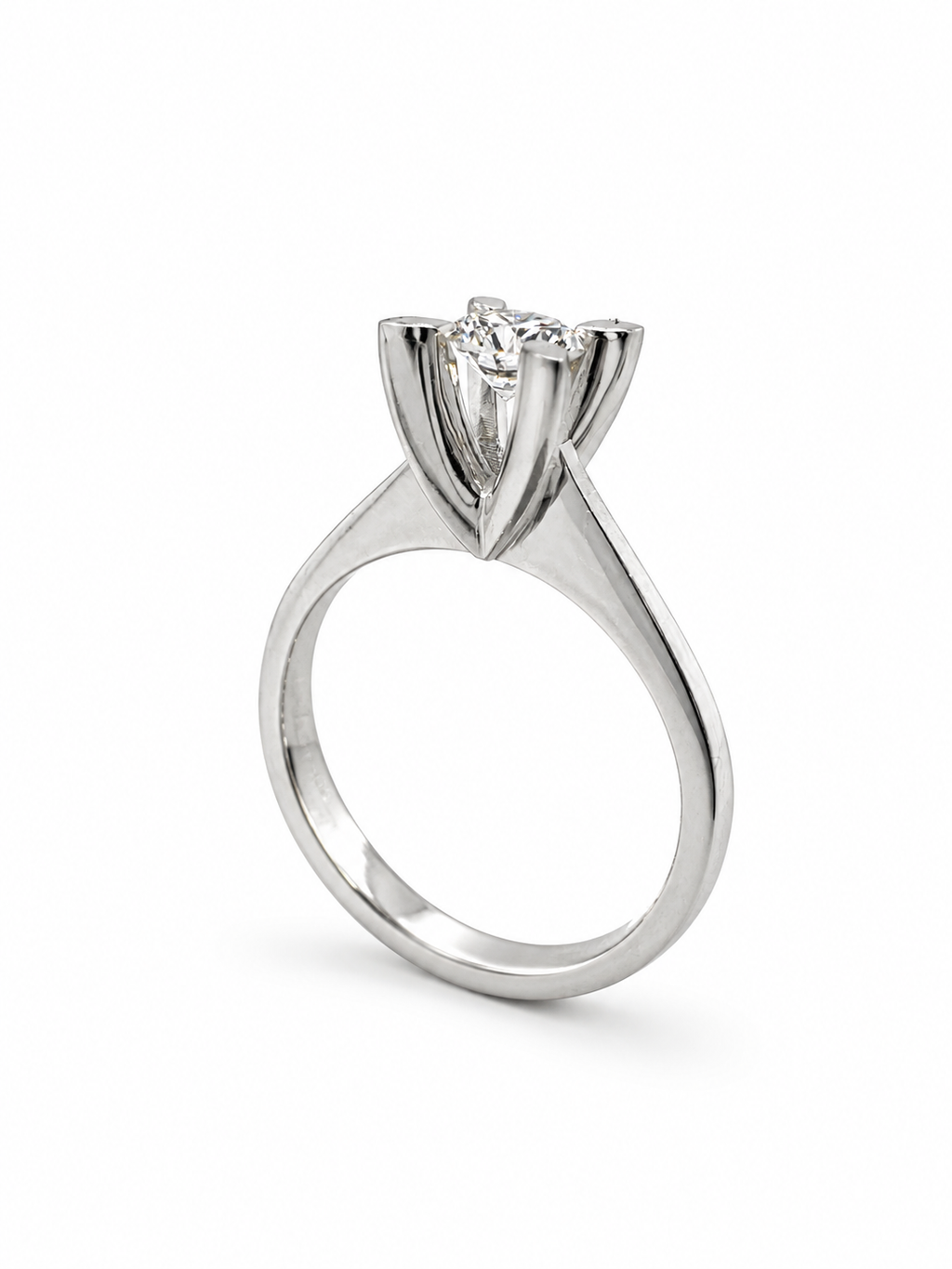 Léonore 0.39 Ct. Yüzük