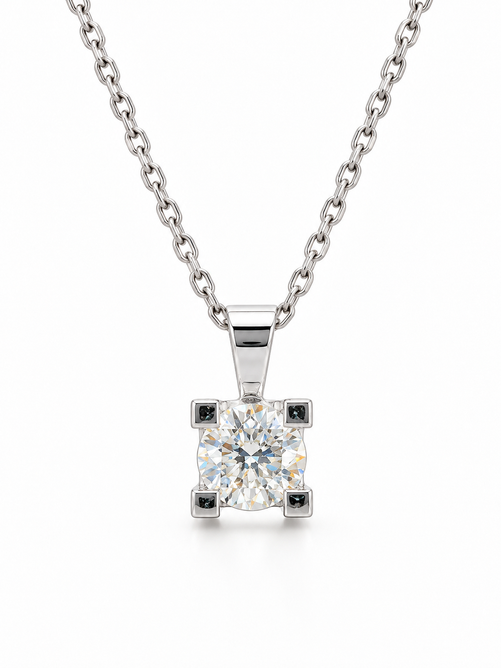 Valéane 0.67 Ct. Kolye